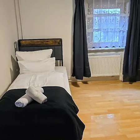 Haus Mit 7 Schlafzimmern Naehe Pforzheim * Engelsbrand